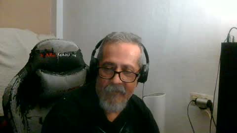 Snapshot of neron401 chatting on 07-02-26, 01:05 neron401 online show from 07-02-26, 01:05