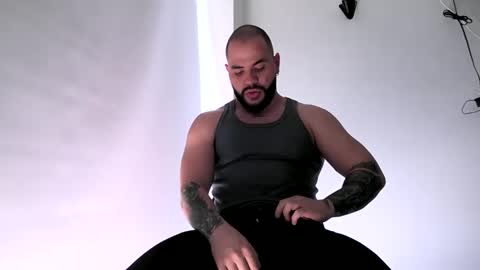 neron XXL online show from 12-01-25, 01:38