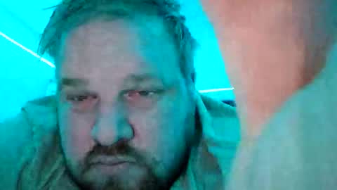 Snapshot of nessie_005 chatting on 12-19-25, 03:24 Nessie 005 online show from 12-19-25, 03:24