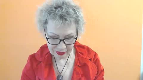 NessyJenixs online show from 04-19-26, 08:24