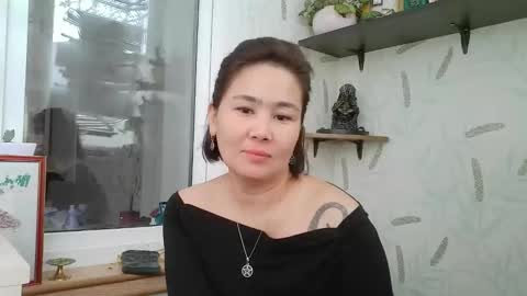 Nettie Allie online show from 12-19-25, 08:43