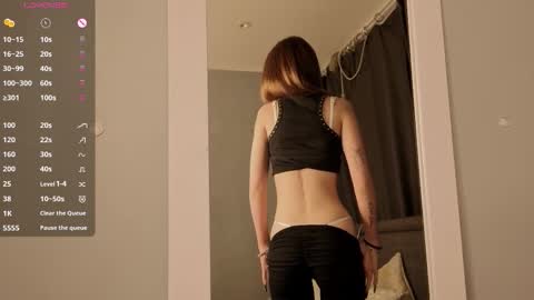 Snapshot of nettiewares chatting on 03-04-26, 06:03 Naomi online show from 03-04-26, 06:03