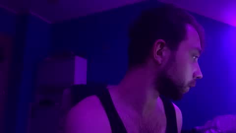 Mark online show from 10-12-25, 08:41