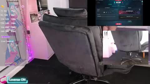 Snapshot of nevermakeawish chatting on 02-05-25, 05:53 Wishs Playground online show from 02-05-25, 05:53