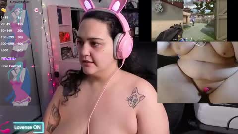 Snapshot of nevermakeawish chatting on 02-16-25, 03:58 Wishs Playground online show from 02-16-25, 03:58