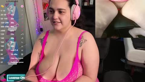 Snapshot of nevermakeawish chatting on 02-21-25, 03:34 Wishs Playground online show from 02-21-25, 03:34