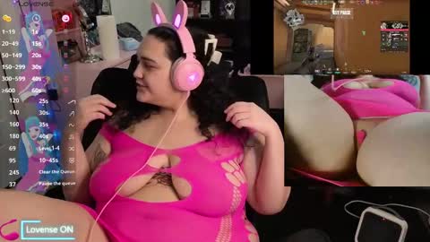 Snapshot of nevermakeawish chatting on 02-25-25, 07:03 Wishs Playground online show from 02-25-25, 07:03