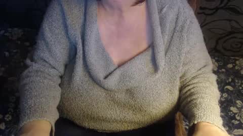 Snapshot of new_milf chatting on 12-05-25, 11:08 Lilly online show from 12-05-25, 11:08