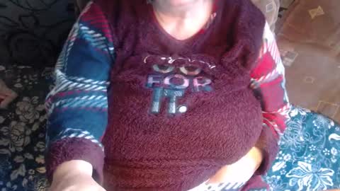 Snapshot of new_milf chatting on 12-14-25, 11:59 Lilly online show from 12-14-25, 11:59