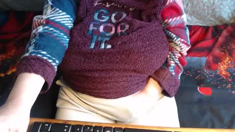 Lilly  online show from 02-04-26, 06:52