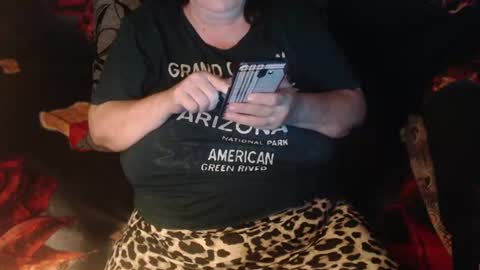Snapshot of new_milf chatting on 07-10-26, 02:05 Lilly online show from 07-10-26, 02:05
