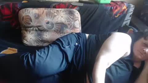 Snapshot of new_milf chatting on 07-11-26, 02:53 Lilly online show from 07-11-26, 02:53