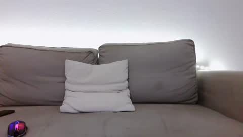 Snapshot of new_simi_74 chatting on 03-02-25, 05:23 simi online show from 03-02-25, 05:23