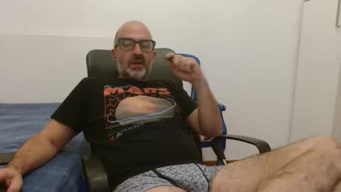 Snapshot of new_simi_74 chatting on 09-28-25, 06:13 simi online show from 09-28-25, 06:13