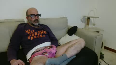 simi online show from 12-20-25, 09:33