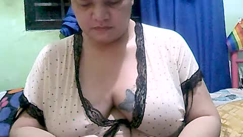 Snapshot of new_taboo_fetishqueen chatting on 06-21-26, 02:41 mariapaula online show from 06-21-26, 02:41