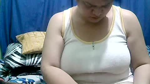Snapshot of new_taboo_fetishqueen chatting on 07-13-26, 02:47 mariapaula online show from 07-13-26, 02:47