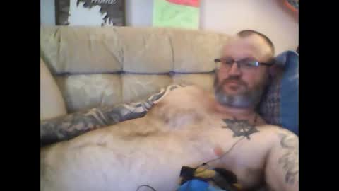 Snapshot of newbreed666 chatting on 03-09-25, 11:46 NEWBREED666 online show from 03-09-25, 11:46