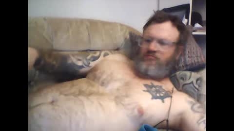 Snapshot of newbreed666 chatting on 10-16-25, 10:33 NEWBREED666 online show from 10-16-25, 10:33