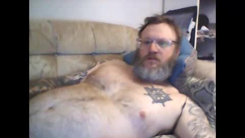 Snapshot of newbreed666 chatting on 10-26-25, 07:53 NEWBREED666 online show from 10-26-25, 07:53