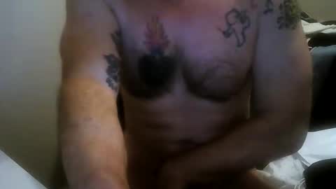 newcamboy1 online show from 04-06-26, 04:46