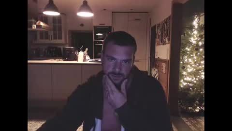 Newelixyr online show from 12-23-25, 06:44