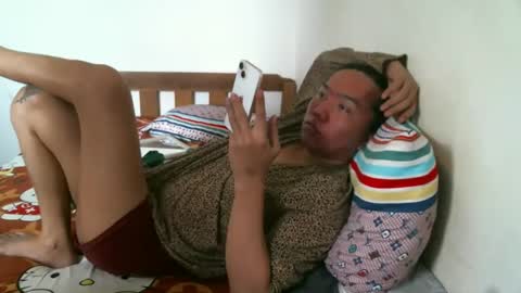 Snapshot of newest_star69 chatting on 01-26-25, 02:35 Lucy Pearl online show from 01-26-25, 02:35