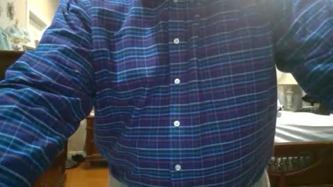 Snapshot of newtothis1015 chatting on 02-25-26, 11:14 Daring online show from 02-25-26, 11:14