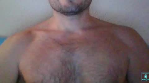 Snapshot of newtyguy90 chatting on 12-25-24, 12:47 newtyguy90 online show from 12-25-24, 12:47