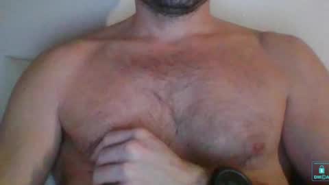 Snapshot of newtyguy90 chatting on 12-27-24, 03:48 newtyguy90 online show from 12-27-24, 03:48