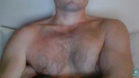 Snapshot of newtyguy90 chatting on 01-04-25, 06:52 newtyguy90 online show from 01-04-25, 06:52