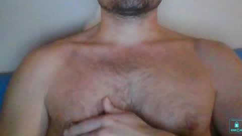 Snapshot of newtyguy90 chatting on 01-19-25, 07:25 newtyguy90 online show from 01-19-25, 07:25