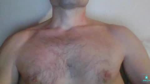 Snapshot of newtyguy90 chatting on 02-09-25, 06:33 newtyguy90 online show from 02-09-25, 06:33