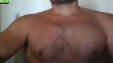 Snapshot of newtyguy90 chatting on 09-17-25, 04:08 newtyguy90 online show from 09-17-25, 04:08