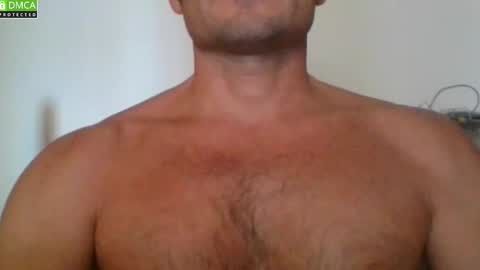 Snapshot of newtyguy90 chatting on 09-23-25, 09:34 newtyguy90 online show from 09-23-25, 09:34