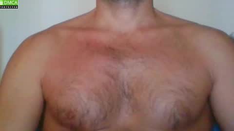 Snapshot of newtyguy90 chatting on 09-30-25, 08:19 newtyguy90 online show from 09-30-25, 08:19