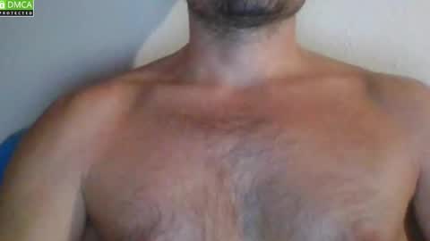 Snapshot of newtyguy90 chatting on 10-23-25, 09:13 newtyguy90 online show from 10-23-25, 09:13