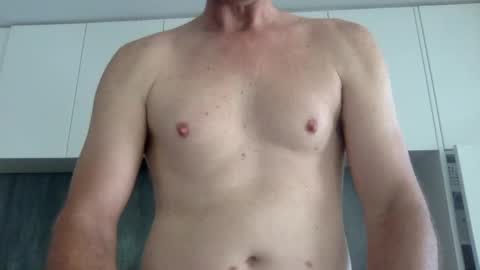 Snapshot of newysub75 chatting on 12-11-24, 04:18 newysub75 online show from 12-11-24, 04:18