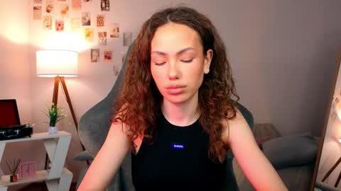 Lilly online show from 02-26-26, 01:43