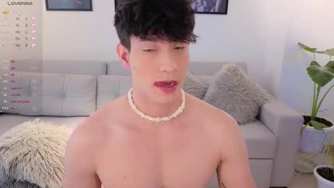 Snapshot of neythan__blaze chatting on 11-10-25, 04:50 online show from 11-10-25, 04:50