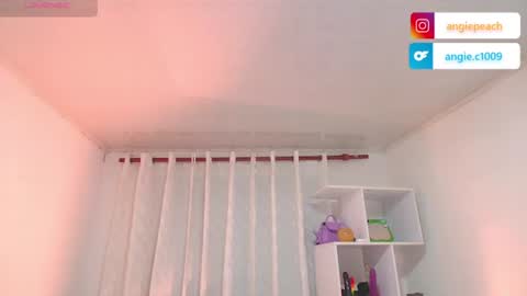 Snapshot of nezo_ chatting on 07-15-26, 05:23 Angie Instagram angie julianac add me online show from 07-15-26, 05:23