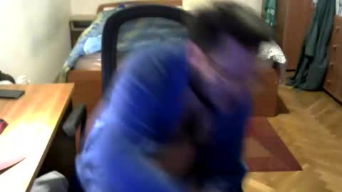 Snapshot of nezoss chatting on 12-17-25, 07:47 nezoss online show from 12-17-25, 07:47