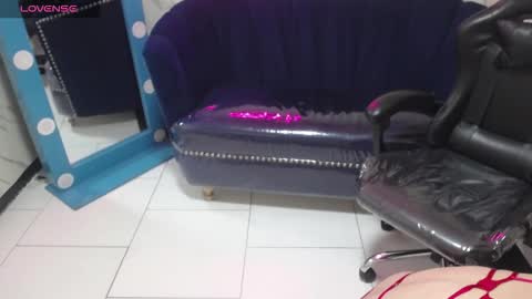 nezuko_v online show from 01-14-26, 03:01