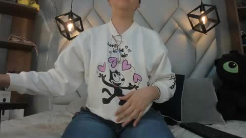 Milena online show from 03-11-25, 07:47