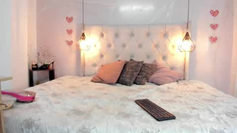 Milena online show from 06-15-26, 01:24