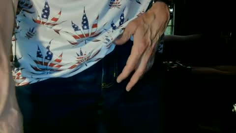 Snapshot of nfgwholoves2cum chatting on 07-04-26, 11:00 NFG Nice Friendly Guy Dick online show from 07-04-26, 11:00