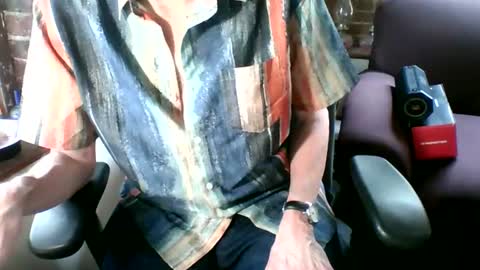 Snapshot of nfgwholoves2cum chatting on 07-16-26, 09:21 NFG Nice Friendly Guy Dick online show from 07-16-26, 09:21
