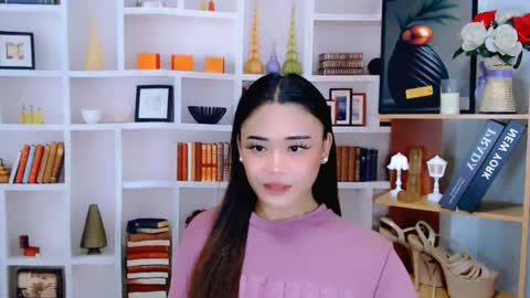Snapshot of nhicolehollywood chatting on 05-08-26, 01:22 hottie nicole online show from 05-08-26, 01:22