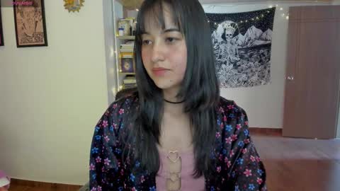 Nia online show from 09-24-25, 07:06