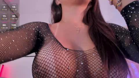 Nia online show from 09-22-25, 03:14